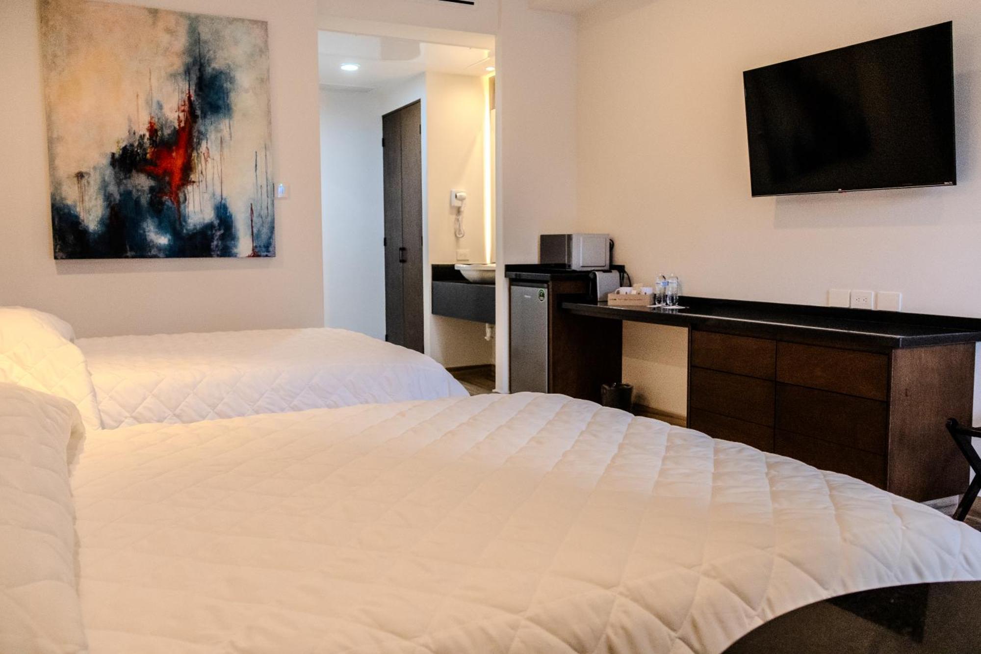 Hotel Gran Avenida, נאבוחואה מראה חיצוני תמונה