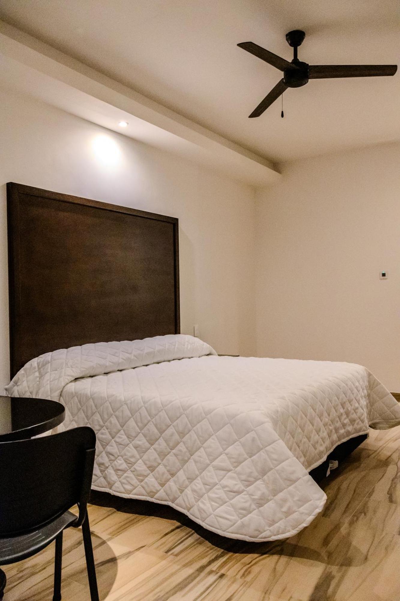 Hotel Gran Avenida, נאבוחואה מראה חיצוני תמונה
