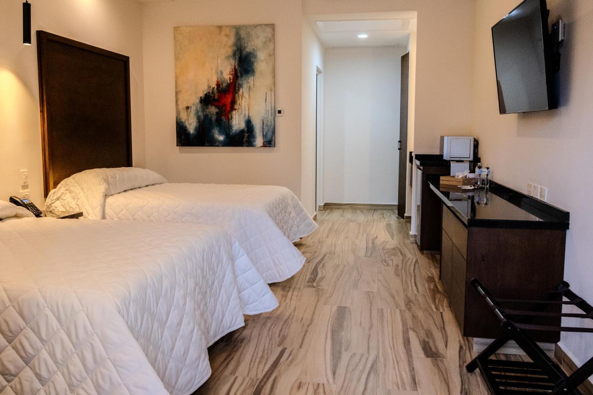 Hotel Gran Avenida, נאבוחואה מראה חיצוני תמונה