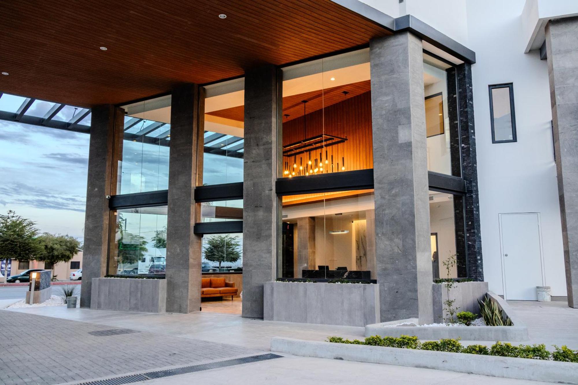 Hotel Gran Avenida, נאבוחואה מראה חיצוני תמונה